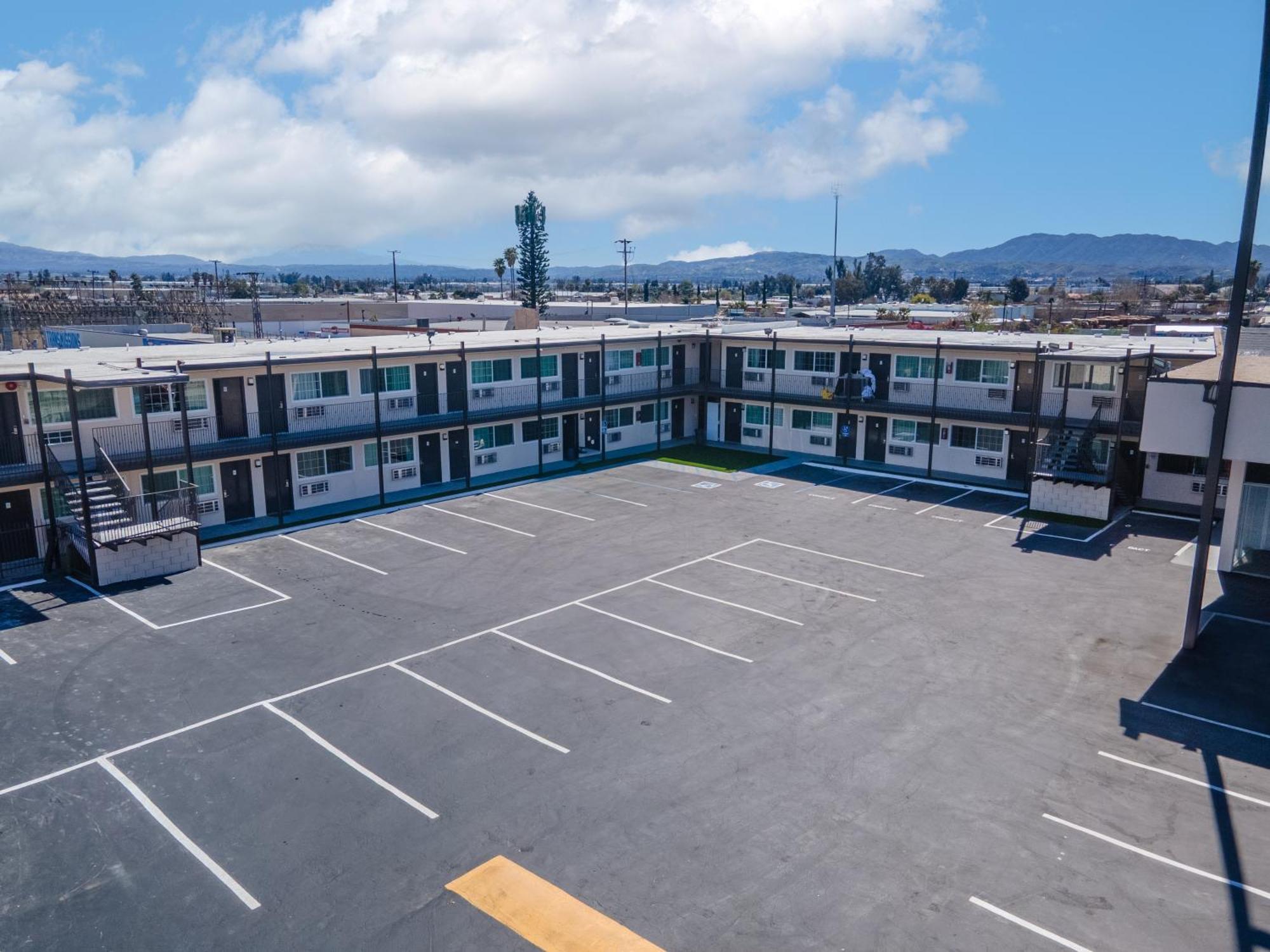Inland Inn & Suites San Bernardino Dış mekan fotoğraf